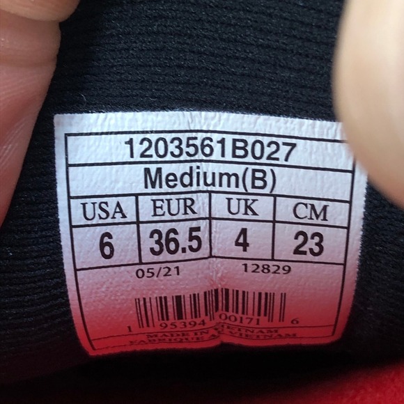 Brooks X Deschutes Brewery Ghost 14 Running Shoes Size 6 Womens Beer Mug Pattern - Picture 5 of 8